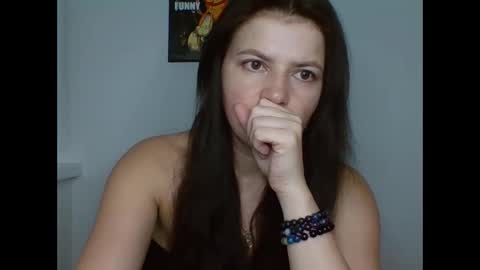 make_mesmile online show from November 27, 6:00 pm