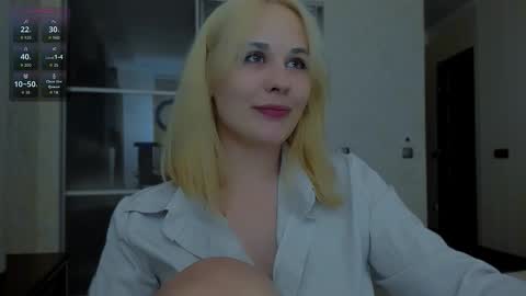 Kate online show from March 9, 5:27 pm