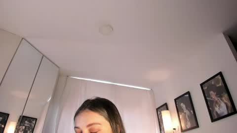 malena99_ online show from May 9, 7:16 pm