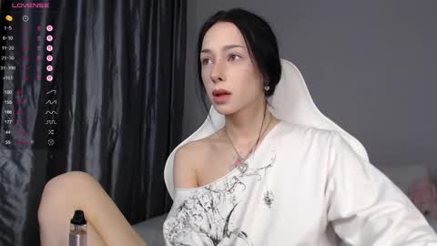 piu online show from March 21, 6:24 pm