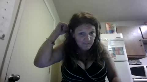 Snapshot of malinda702 chatting on September 30, 8:42 am malinda702 online show from September 30, 8:42 am
