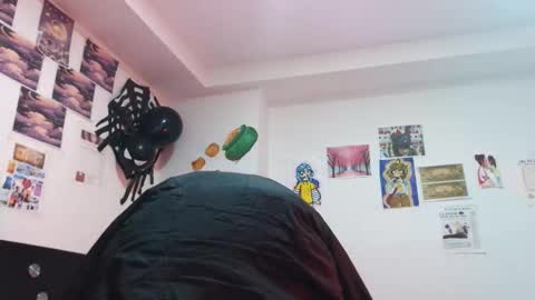 Snapshot of malishka_fox chatting on October 13, 3:31 am Malishka  online show from October 13, 3:31 am