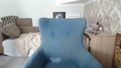 mallinia online show from February 3, 10:09 am