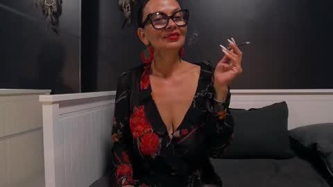 ioana love online show from May 19, 8:49 pm