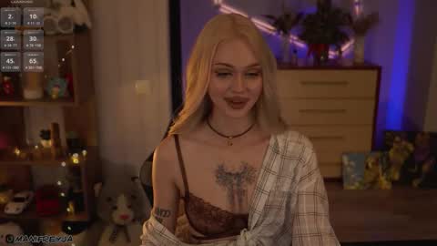 Amelie online show from February 23, 7:46 pm