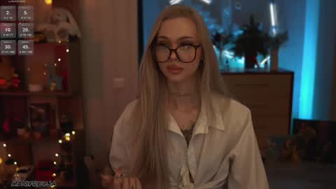 Amelie online show from February 4, 2:03 am