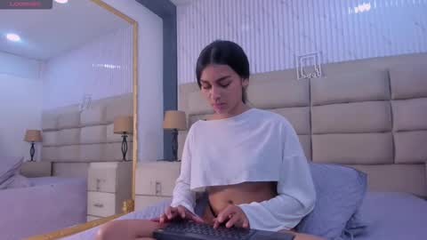 Manuela online show from January 16, 11:01 pm