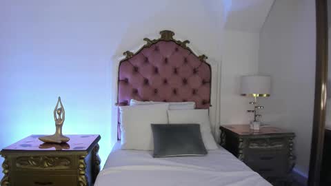 Mara online show from March 6, 5:02 am