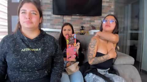 Snapshot of mardybum_ chatting on September 22, 7:45 pm Maria online show from September 22, 7:45 pm