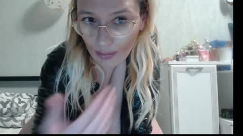 margo_shine online show from April 28, 5:06 pm
