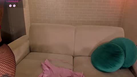 MARIA HERRERA  online show from October 28, 12:27 am