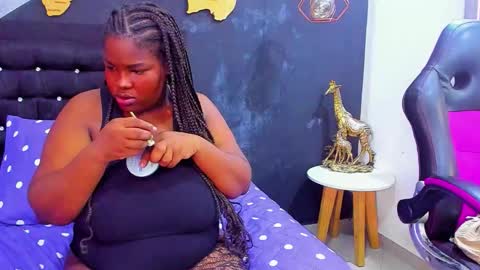  MARIAM online show from December 5, 1:23 pm