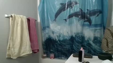 Mariah online show from January 14, 8:04 pm