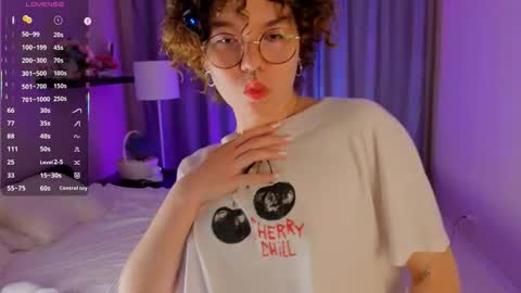 Mariana online show from November 28, 6:44 pm