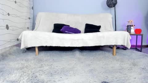 Mariana Vargas online show from March 30, 10:09 pm