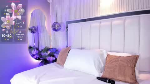 Maria online show from November 1, 6:56 pm