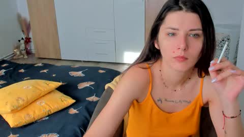 Marie   online show from March 18, 6:40 am