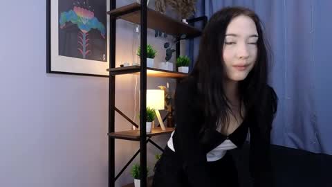 mariejosephilip online show from May 15, 5:11 am