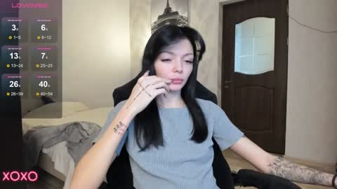 Maria  online show from December 29, 5:54 pm