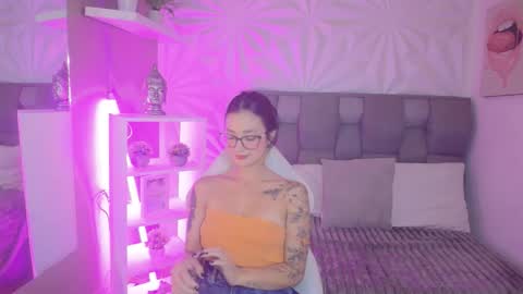 Maryyy online show from March 21, 4:01 pm