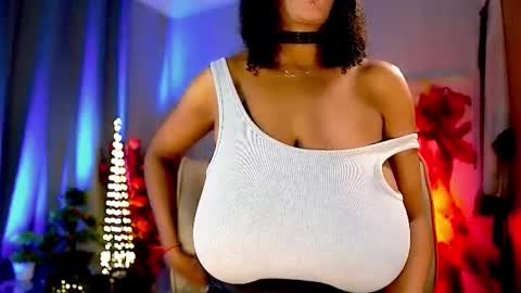 Snapshot of mariicha chatting on September 23, 6:55 am Nikita - Scroll down and read my bio please. New Pictures in Bio online show from September 23, 6:55 am