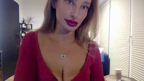 MarilynDevilish online show from December 1, 4:09 pm