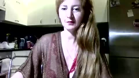 MarizaFouset online show from June 6, 8:15 pm