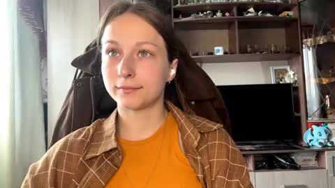Lena online show from June 18, 9:14 am