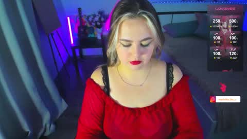 marry_evans_ online show from November 23, 2:14 am