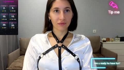 marrycolins online show from December 13, 2:10 am