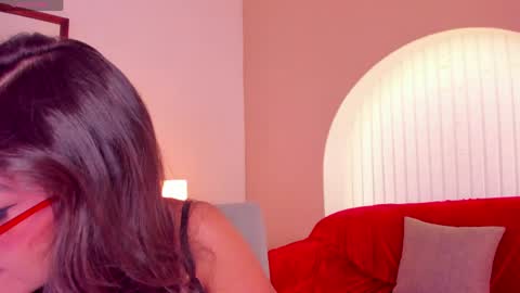 Nina online show from May 11, 6:27 pm