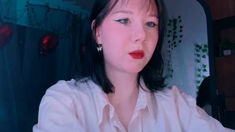 Nancy online show from April 5, 5:12 pm