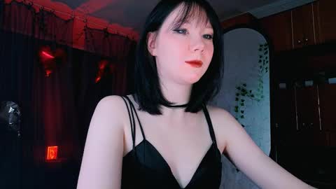 Nancy online show from April 10, 6:03 pm