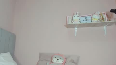mary_cute9 online show from October 9, 12:42 pm