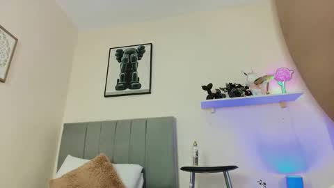 mary_cute9 online show from February 6, 2:42 pm