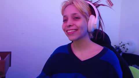                      100   online show from December 5, 7:59 pm