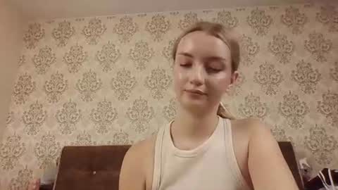 mary_rage online show from July 3, 12:33 pm