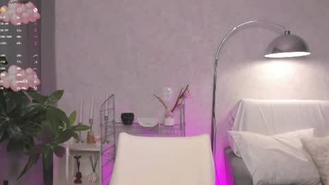 Maryana online show from July 25, 8:32 am