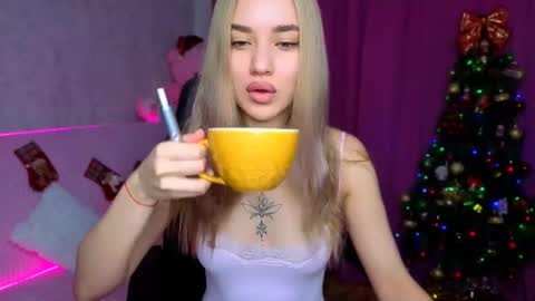 maryam online show from December 19, 12:48 am