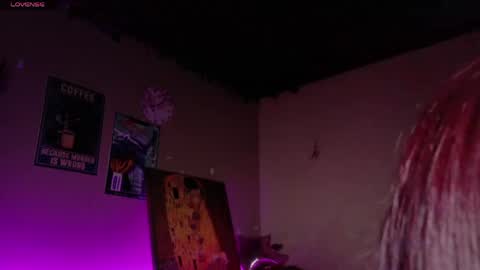     online show from April 11, 7:45 am