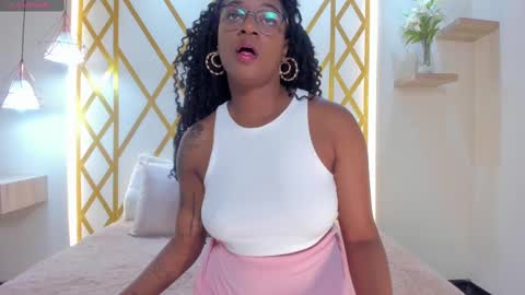   online show from November 8, 12:54 pm