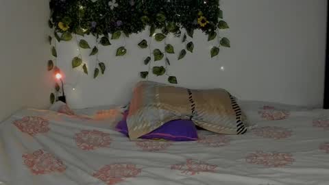 maria online show from February 1, 9:02 pm