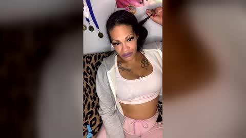 maryjaneubadgirl online show from May 25, 12:48 pm