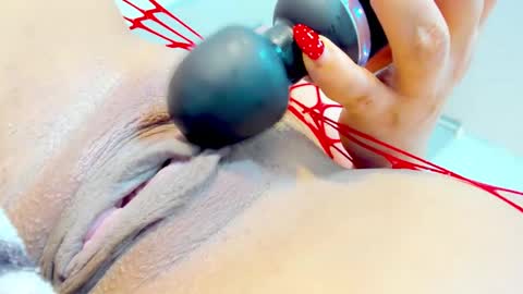 Snapshot of maryjoe11 chatting on January 13, 12:51 am maryjoe11 online show from January 13, 12:51 am