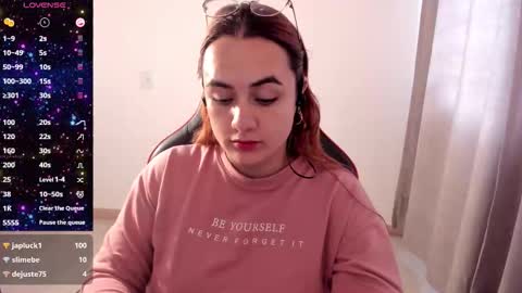 Dulce Maria online show from November 5, 5:40 pm