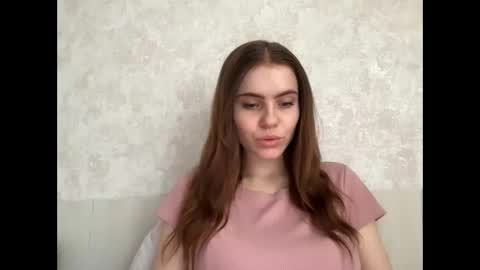 MaryYourr online show from June 9, 8:36 am