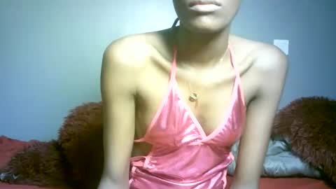 maskgang001 online show from January 19, 2:19 am