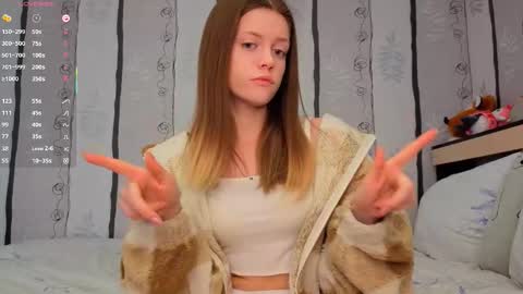 Lucy online show from February 4, 8:17 am