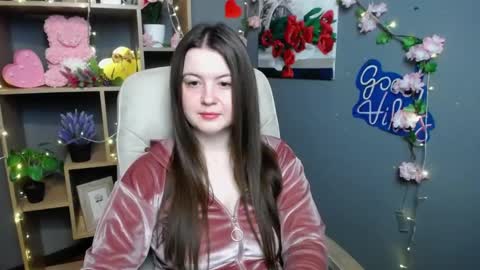 MavkaCute online show from May 25, 6:18 pm