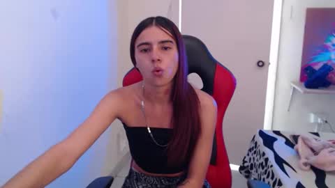 maxinesex_ online show from December 1, 1:36 pm